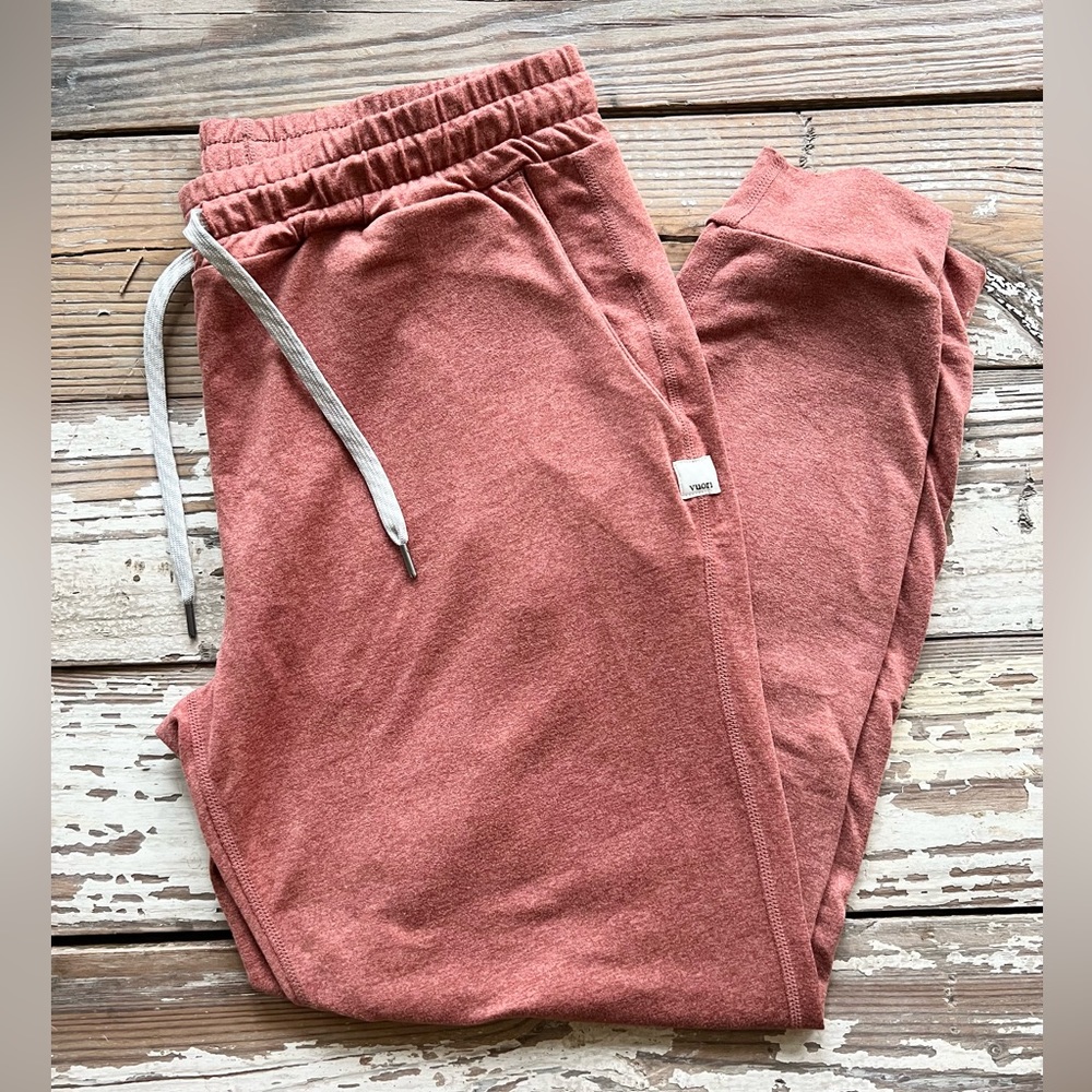 Vuori Performance Joggers
